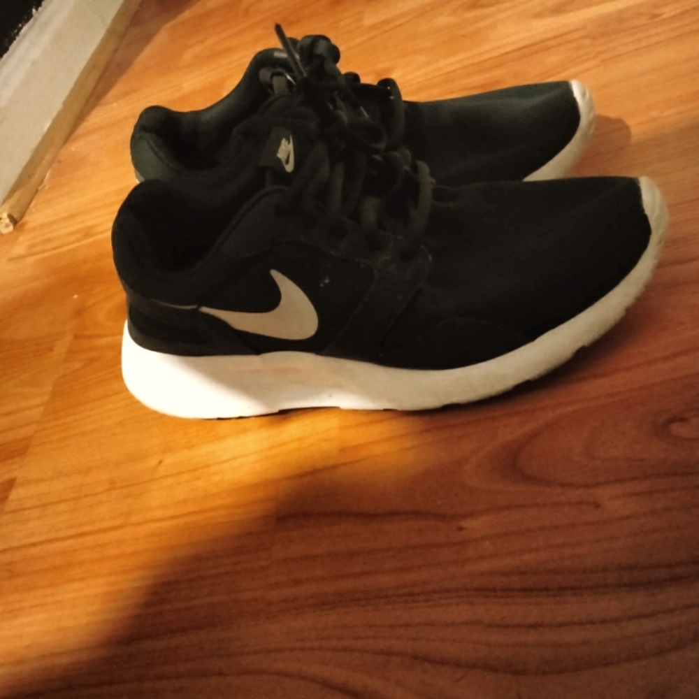 Nike size 7 runners